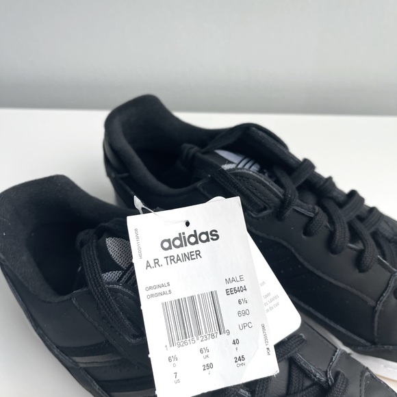 SOLD - adidas AR Trainer - new with tags - Picture 3 of 5